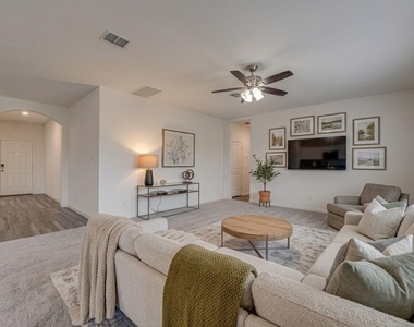 767 Camden Drive - Photo Thumbnail 1
