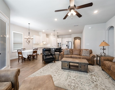 1308 Robinson Valley Drive - Photo Thumbnail 10