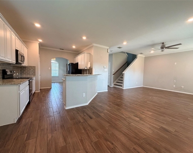4103 Portrush Drive - Photo Thumbnail 12