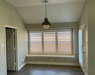 6896 Longhorn Trail - Photo Thumbnail 10