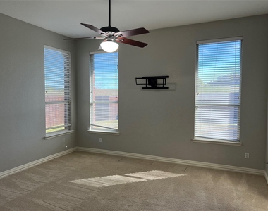 6896 Longhorn Trail - Photo Thumbnail 13