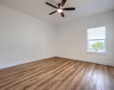 3323 Howard Street - Photo Thumbnail 21