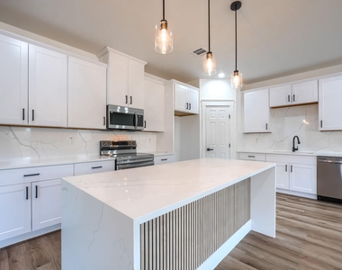 3323 Howard Street - Photo Thumbnail 5