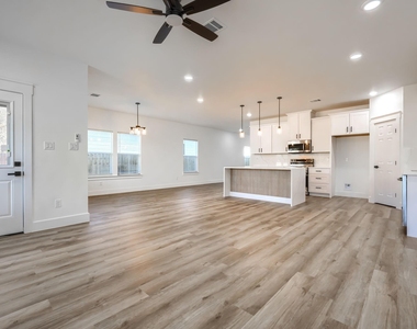 3323 Howard Street - Photo Thumbnail 11