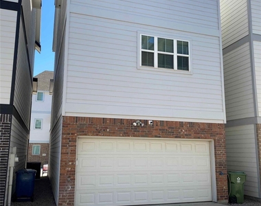 203 S Village Way - Photo Thumbnail 35