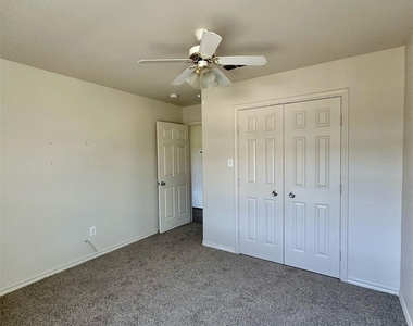 130 Sunburst Court - Photo Thumbnail 11