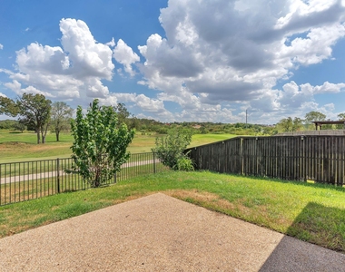 9129 Cottonwood Village Drive - Photo Thumbnail 15