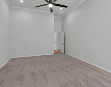 9129 Cottonwood Village Drive - Photo Thumbnail 6