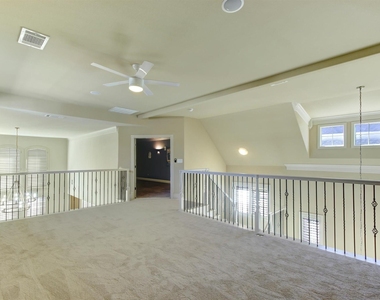 4804 Lofty Lane - Photo Thumbnail 11