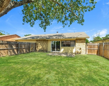 5702 Magnolia Lane - Photo Thumbnail 14