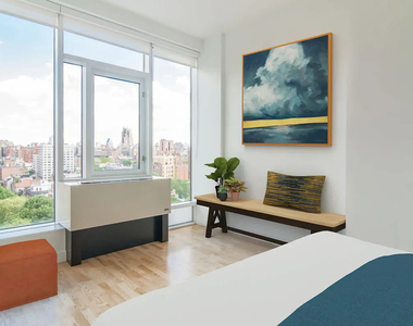 500 West 23rd Street - Photo Thumbnail 11