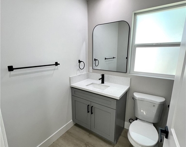 1641 Armington - Photo Thumbnail 12