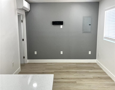 1641 Armington - Photo Thumbnail 5