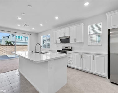 4157 S Winwood Paseo - Photo Thumbnail 2