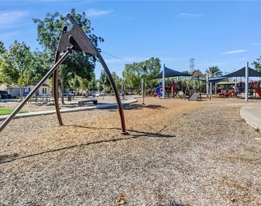 4157 S Winwood Paseo - Photo Thumbnail 21