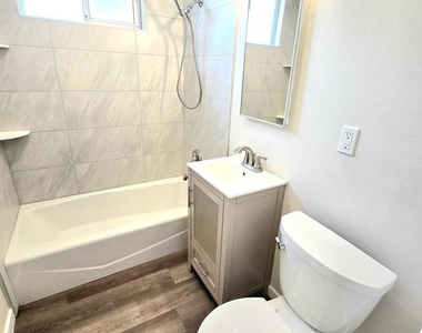 2974 Sherwin Avenue - Photo Thumbnail 9