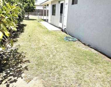 2974 Sherwin Avenue - Photo Thumbnail 17