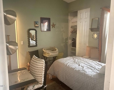 2521 Oarfish Lane - Photo Thumbnail 2