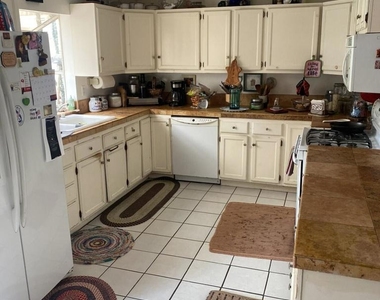 2521 Oarfish Lane - Photo Thumbnail 9
