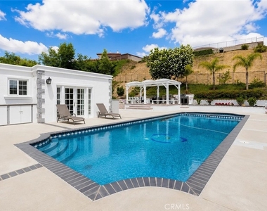 1509 Hollencrest - Photo Thumbnail 28