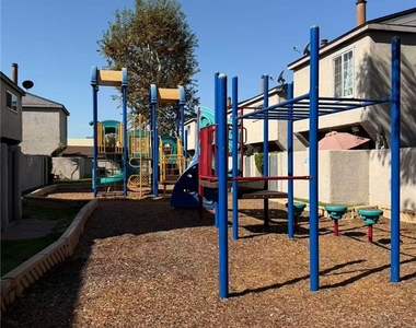 1708 Puente Avenue - Photo Thumbnail 14