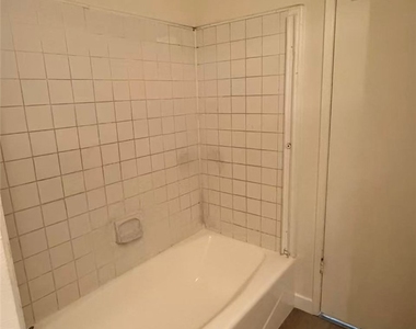 1708 Puente Avenue - Photo Thumbnail 12