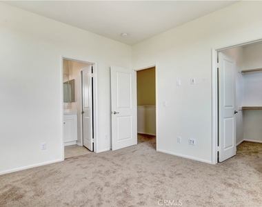 12474 Phoenix Court - Photo Thumbnail 18
