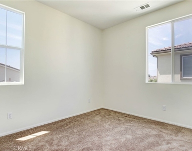 12474 Phoenix Court - Photo Thumbnail 22