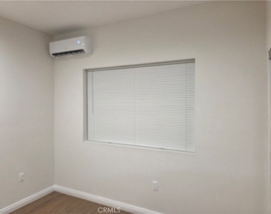 121 North Baymar - Photo Thumbnail 4