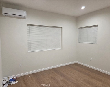 121 North Baymar - Photo Thumbnail 6