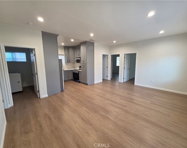 121 North Baymar - Photo Thumbnail 2