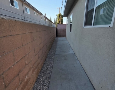 121 North Baymar - Photo Thumbnail 15