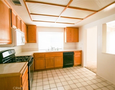 28772 Bridge Water Lane - Photo Thumbnail 6
