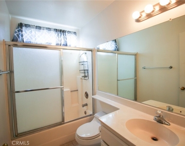 28772 Bridge Water Lane - Photo Thumbnail 14