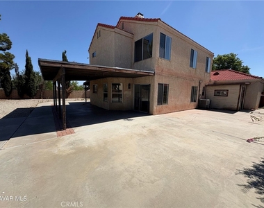 37557 42nd Street E - Photo Thumbnail 11