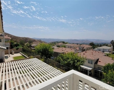 5735 Tonopah Court - Photo Thumbnail 7