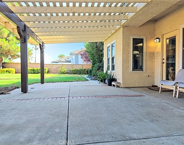 42205 Round Hill Drive - Photo Thumbnail 47