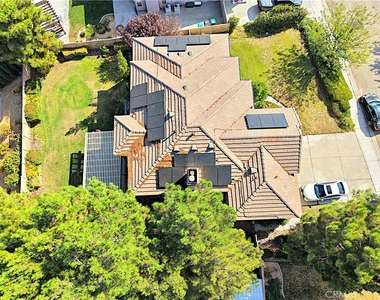 42205 Round Hill Drive - Photo Thumbnail 5