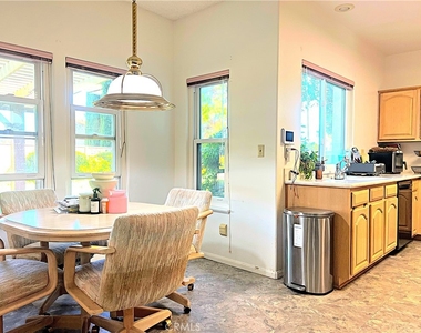 42205 Round Hill Drive - Photo Thumbnail 16