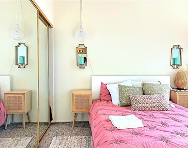 42205 Round Hill Drive - Photo Thumbnail 25