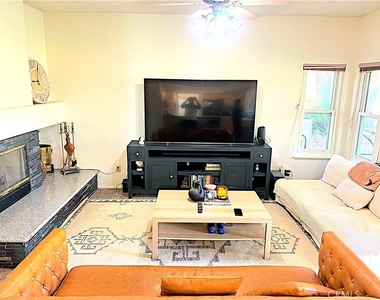 42205 Round Hill Drive - Photo Thumbnail 21