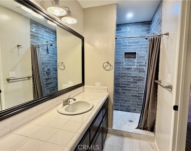 7843 Woodlake Avenue - Photo Thumbnail 20