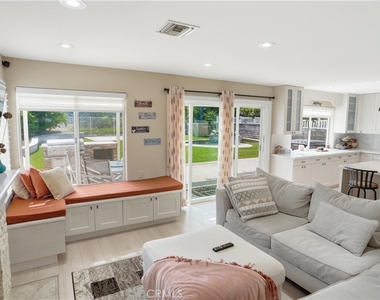 25550 Longfellow Place - Photo Thumbnail 10