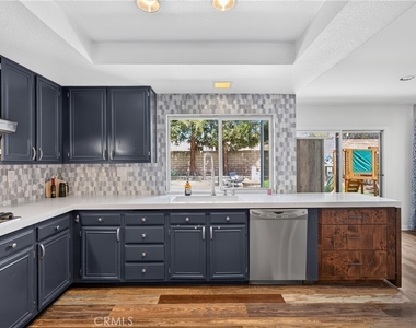 2943 Shirley Drive - Photo Thumbnail 11
