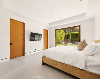 23262 Gonzales Drive - Photo Thumbnail 27