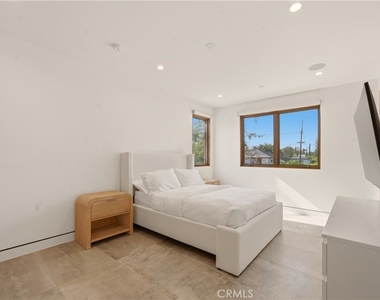 23262 Gonzales Drive - Photo Thumbnail 38