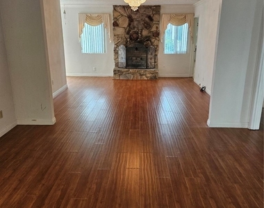 5114 Arvada Street - Photo Thumbnail 2