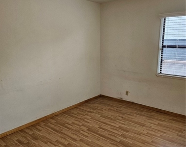 5114 Arvada Street - Photo Thumbnail 10