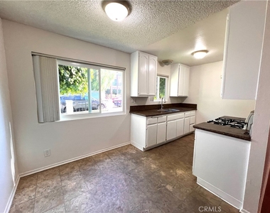 1637 W 227th Street - Photo Thumbnail 3