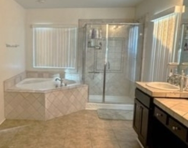 25962 Via Elegante - Photo Thumbnail 3